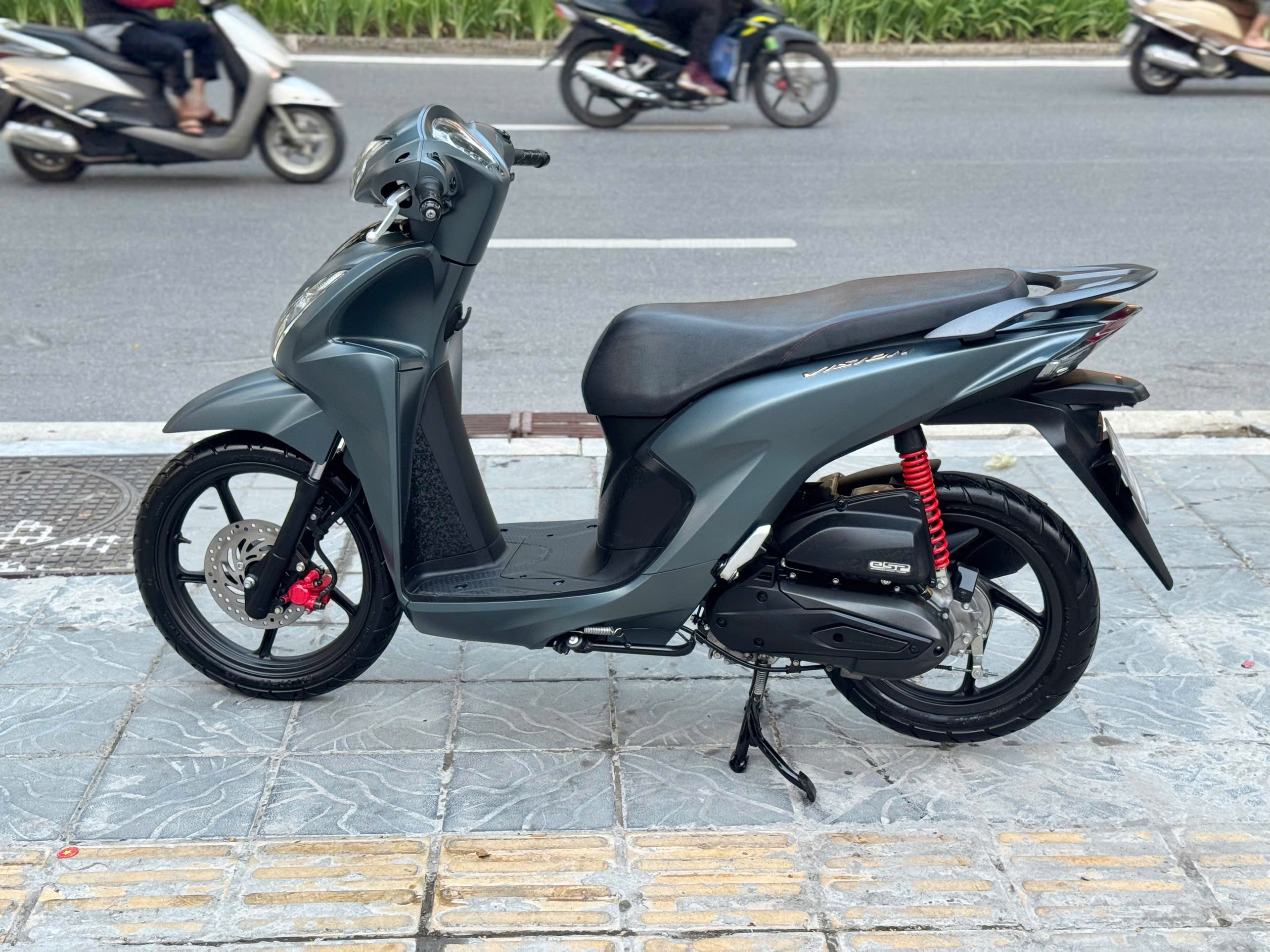 Vision 2022 cá tính 29K1-97610
