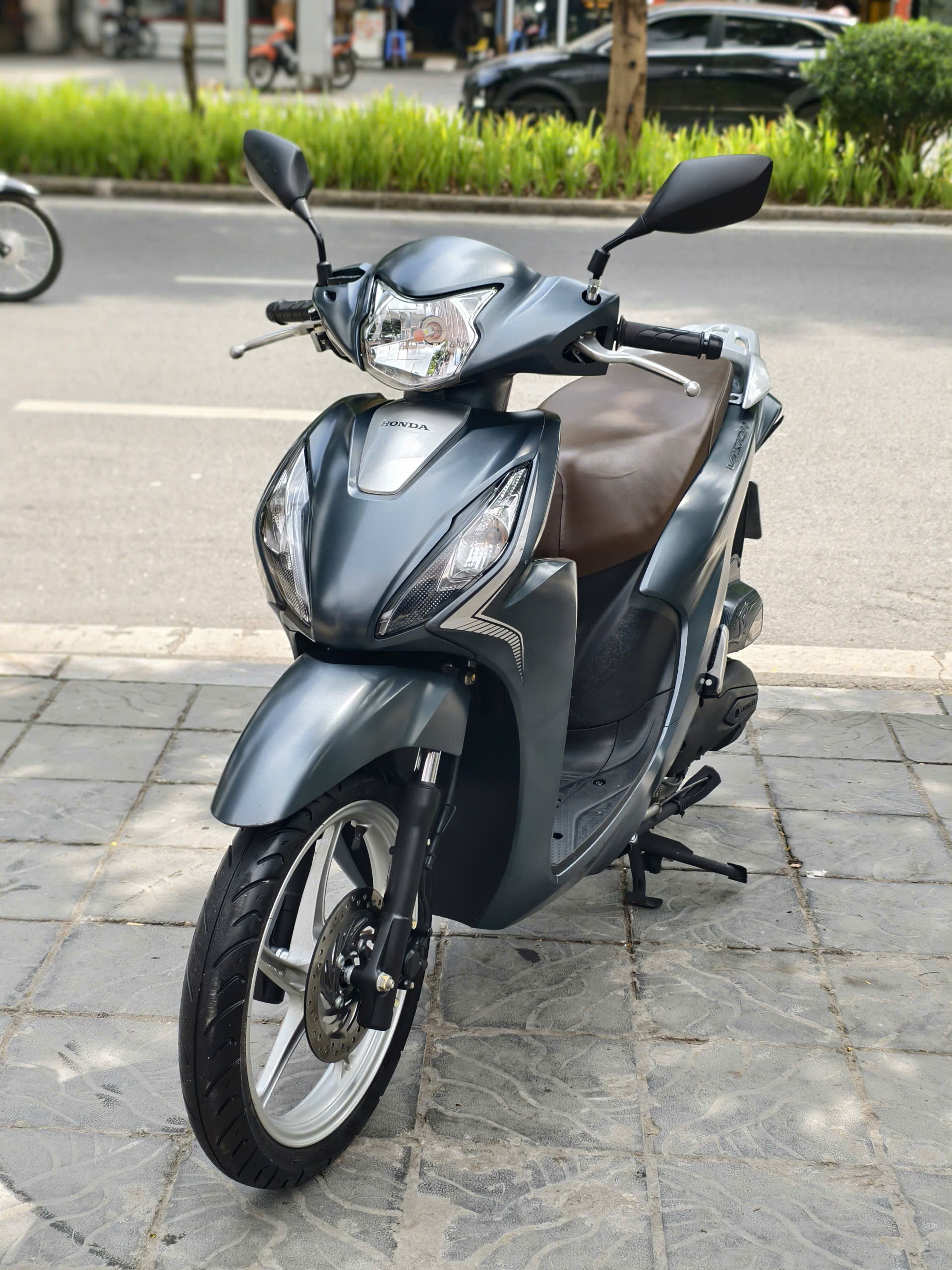 Vision 2024 cổ điển xanh đá 29B2-31926