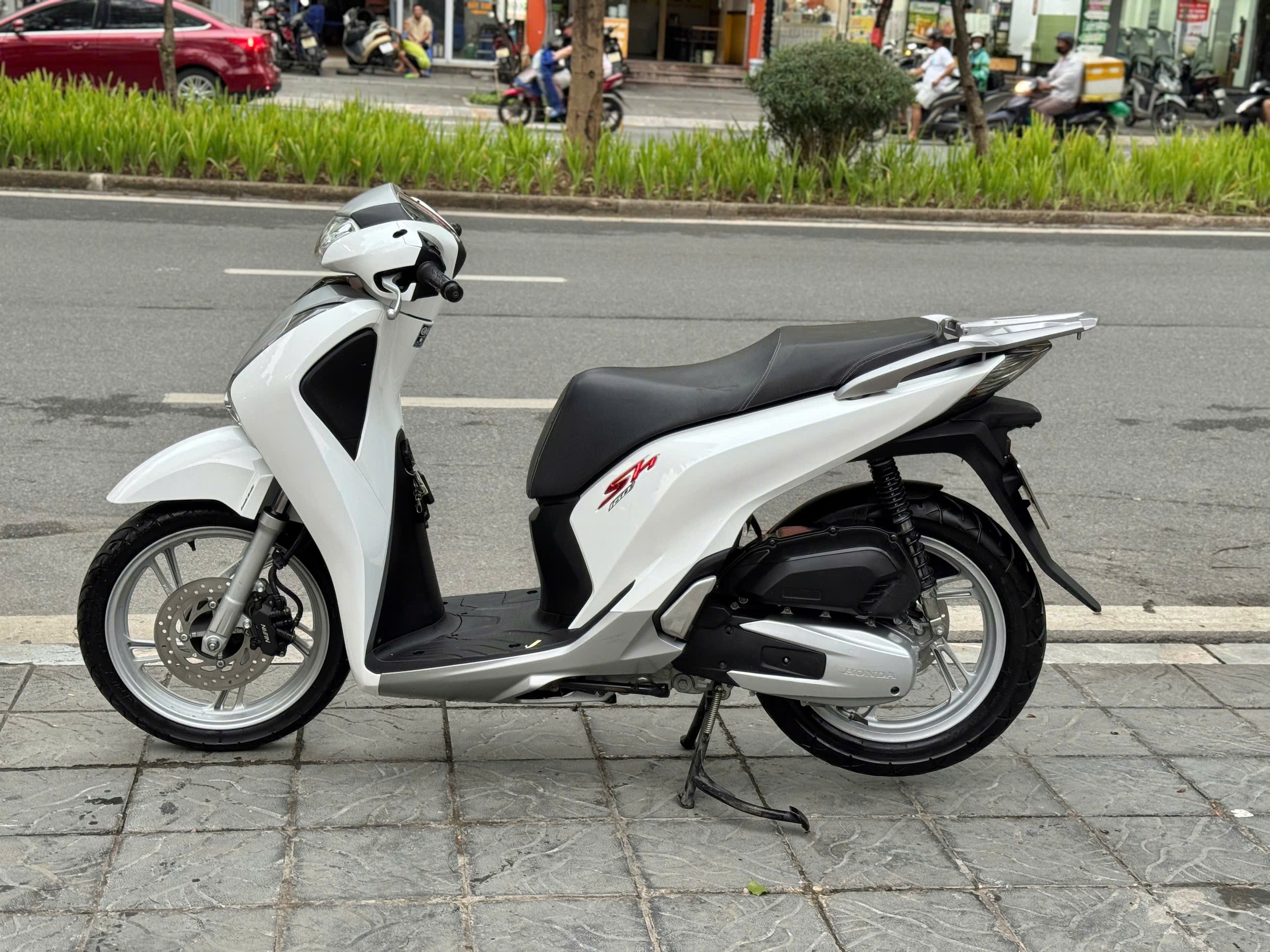 Sh150cbs 2019 trắng 29N1-68066