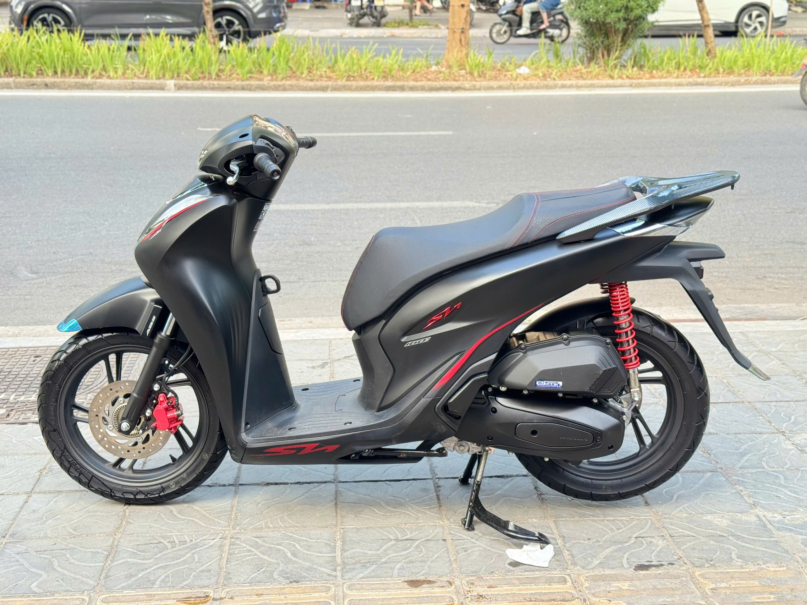 Sh160abs 2024 đen sẵn hồ sơ 5000km