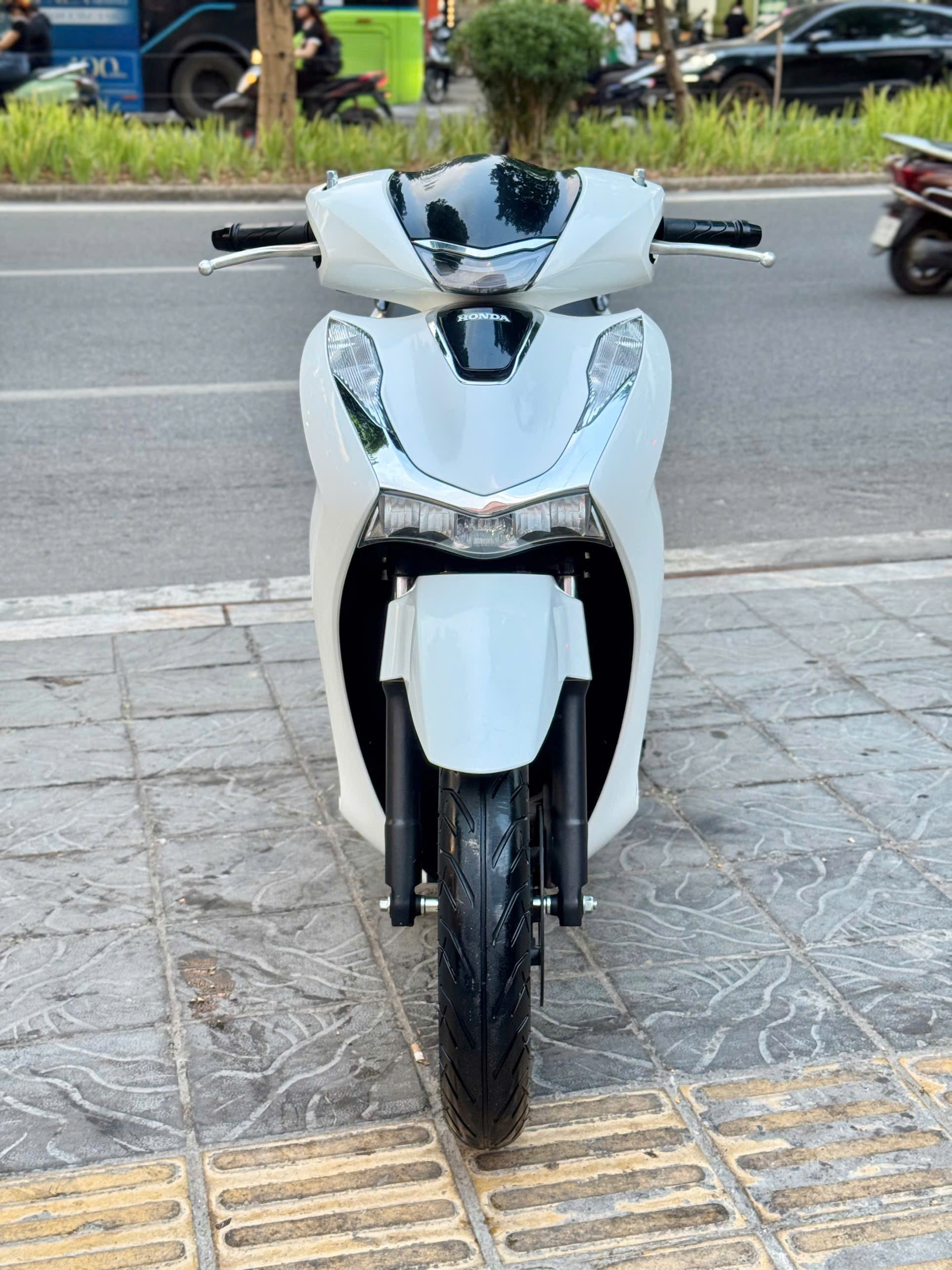 Sh125cbs 2023 trắng 29S2-17081