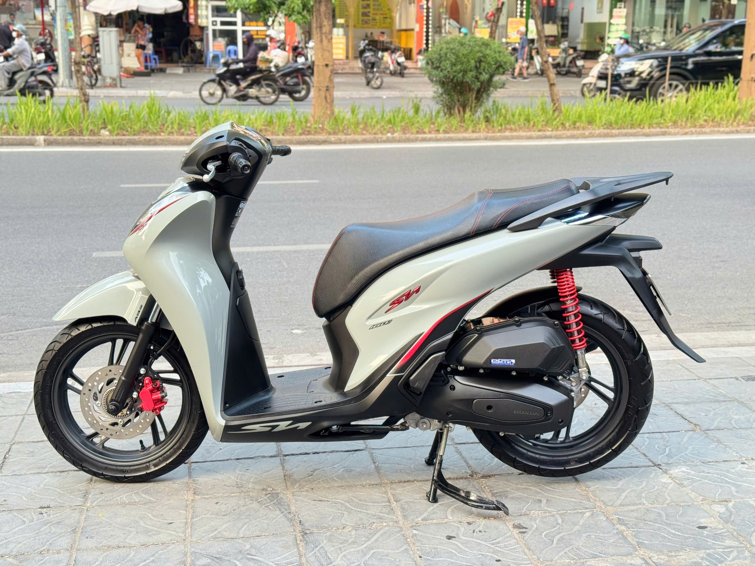 Sh160abs 2024 xám 7000km 29BA-00895