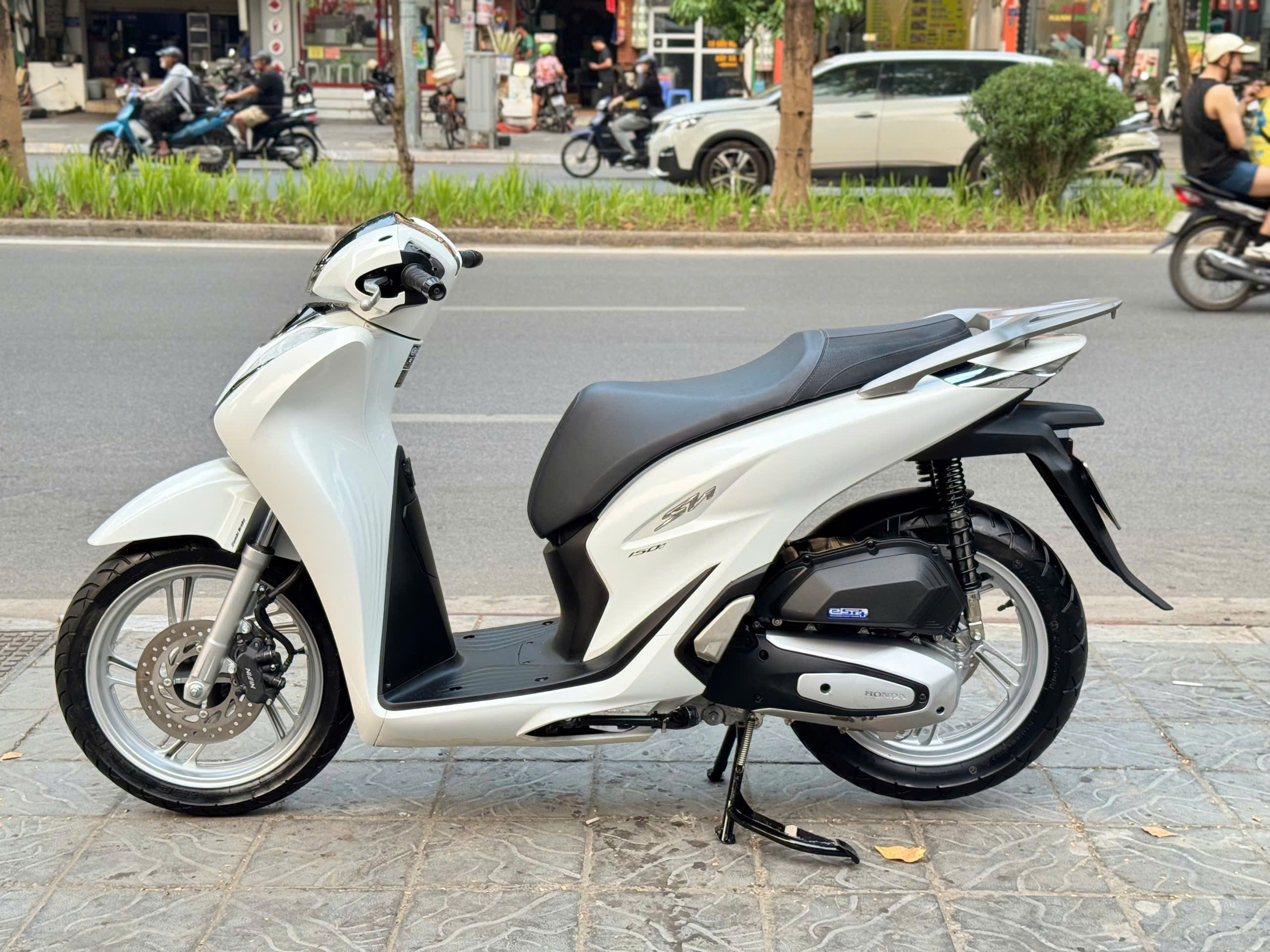 Sh150cbs 2022 trắng 3900km 29Y7-59620