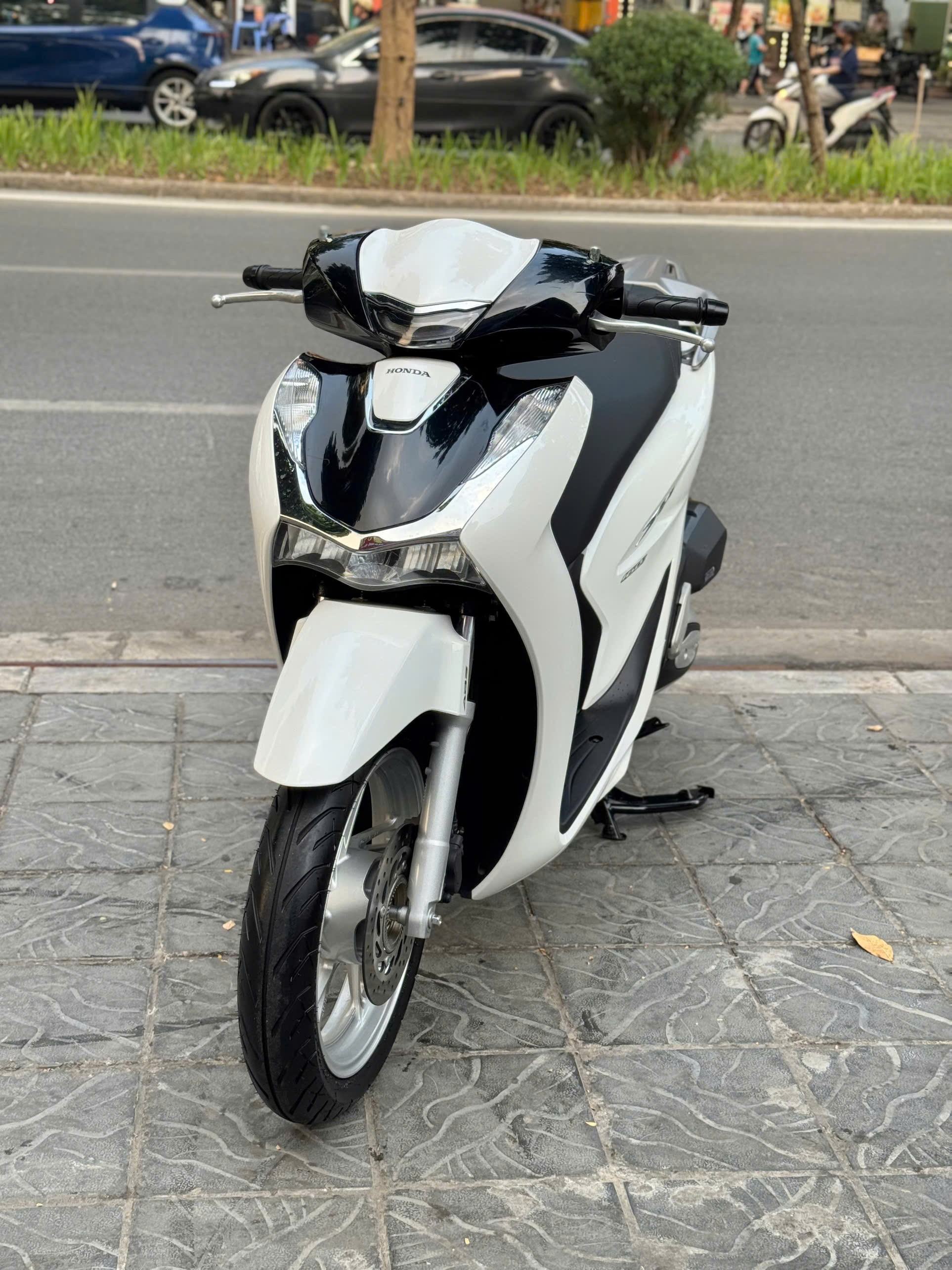 Sh160abs 2024 trắng 4800km