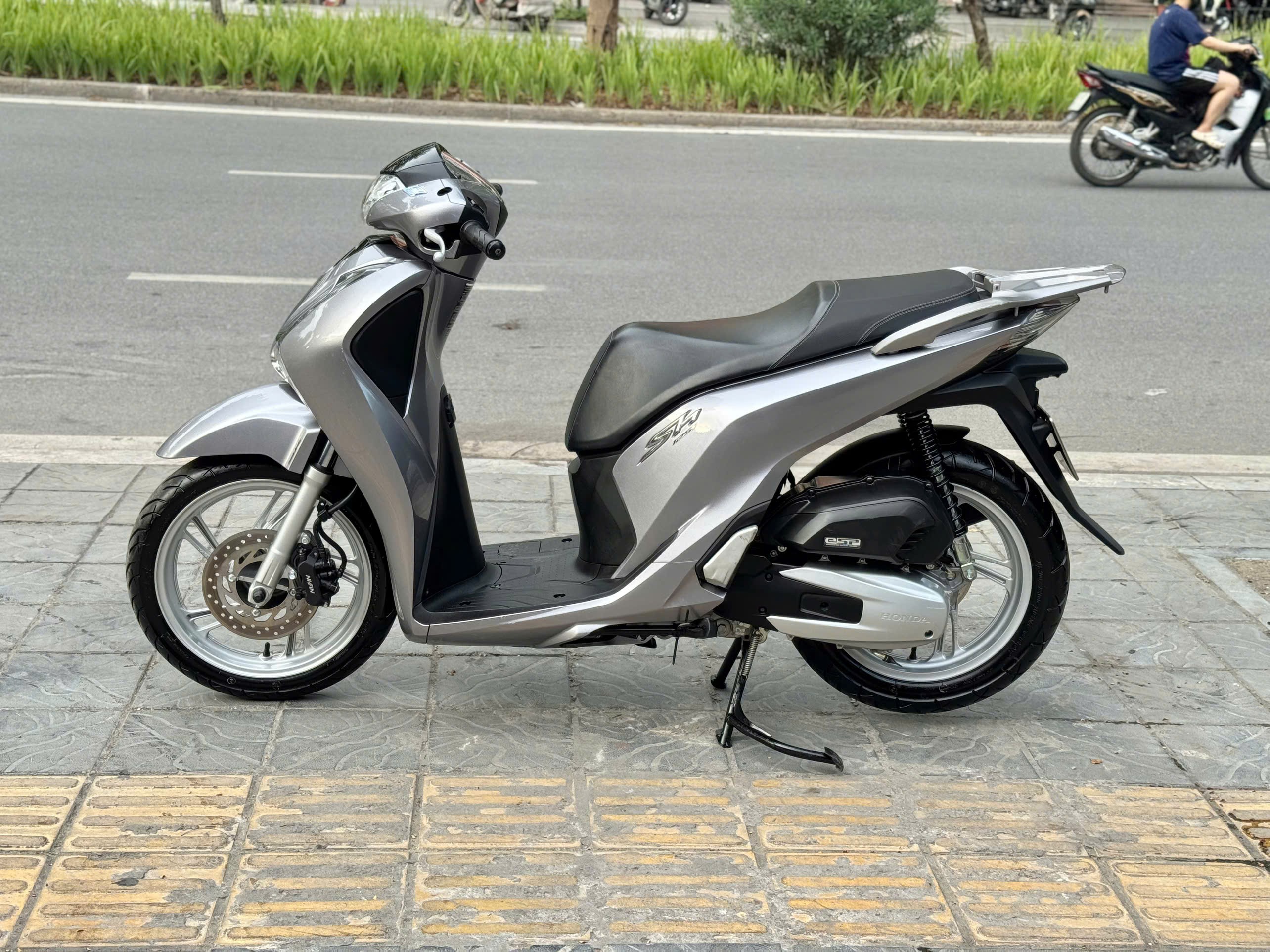 Sh125cbs cuối 2018 bạc 29D2-24366