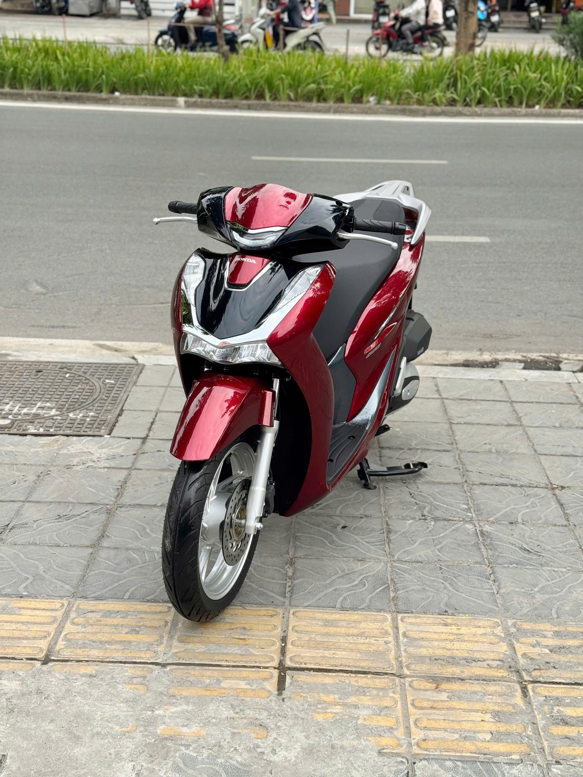 Sh160abs 2025 đỏ 29AK-09608