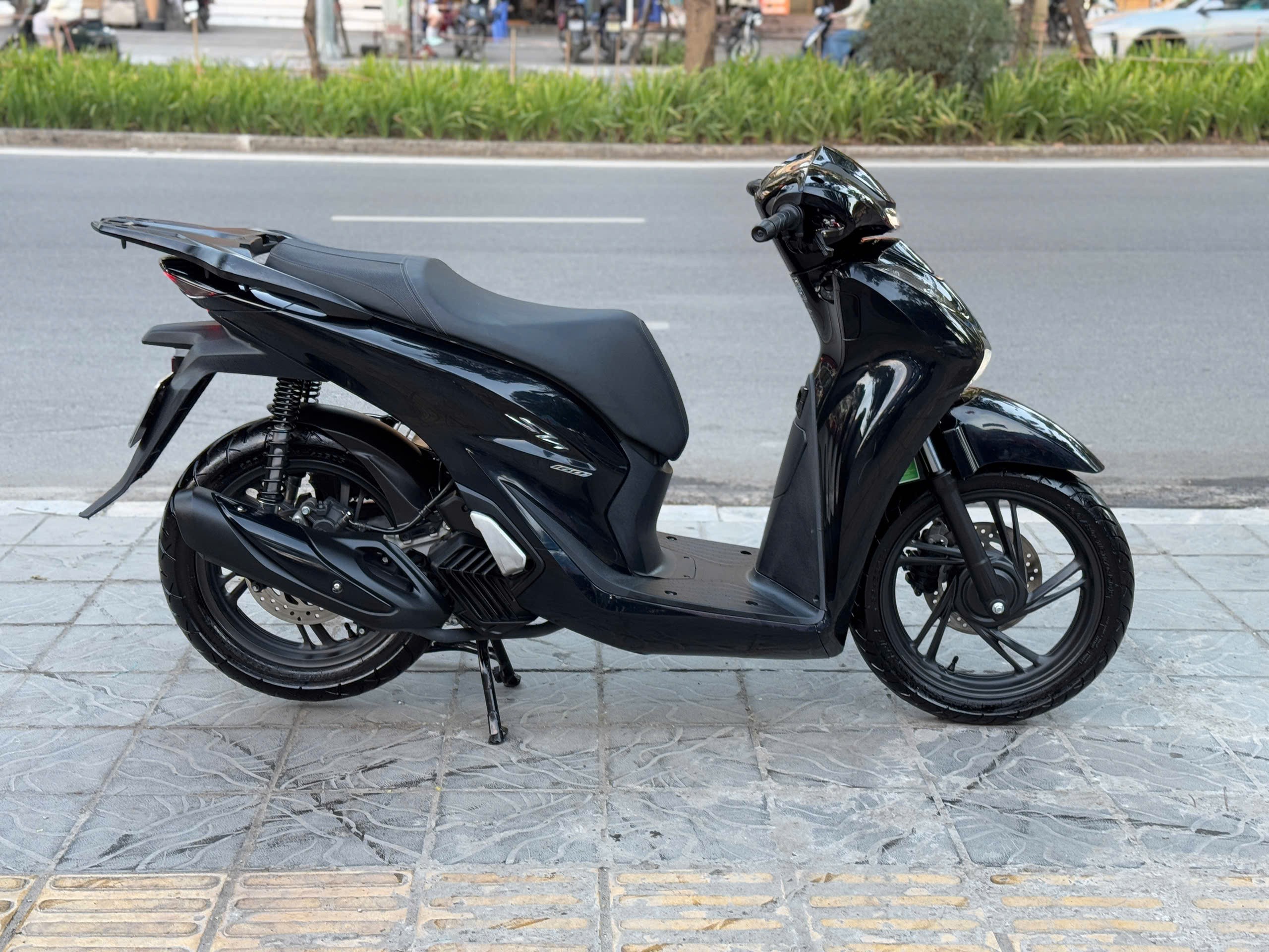 Sh160cbs 2023 đen bóng 29AC-93339