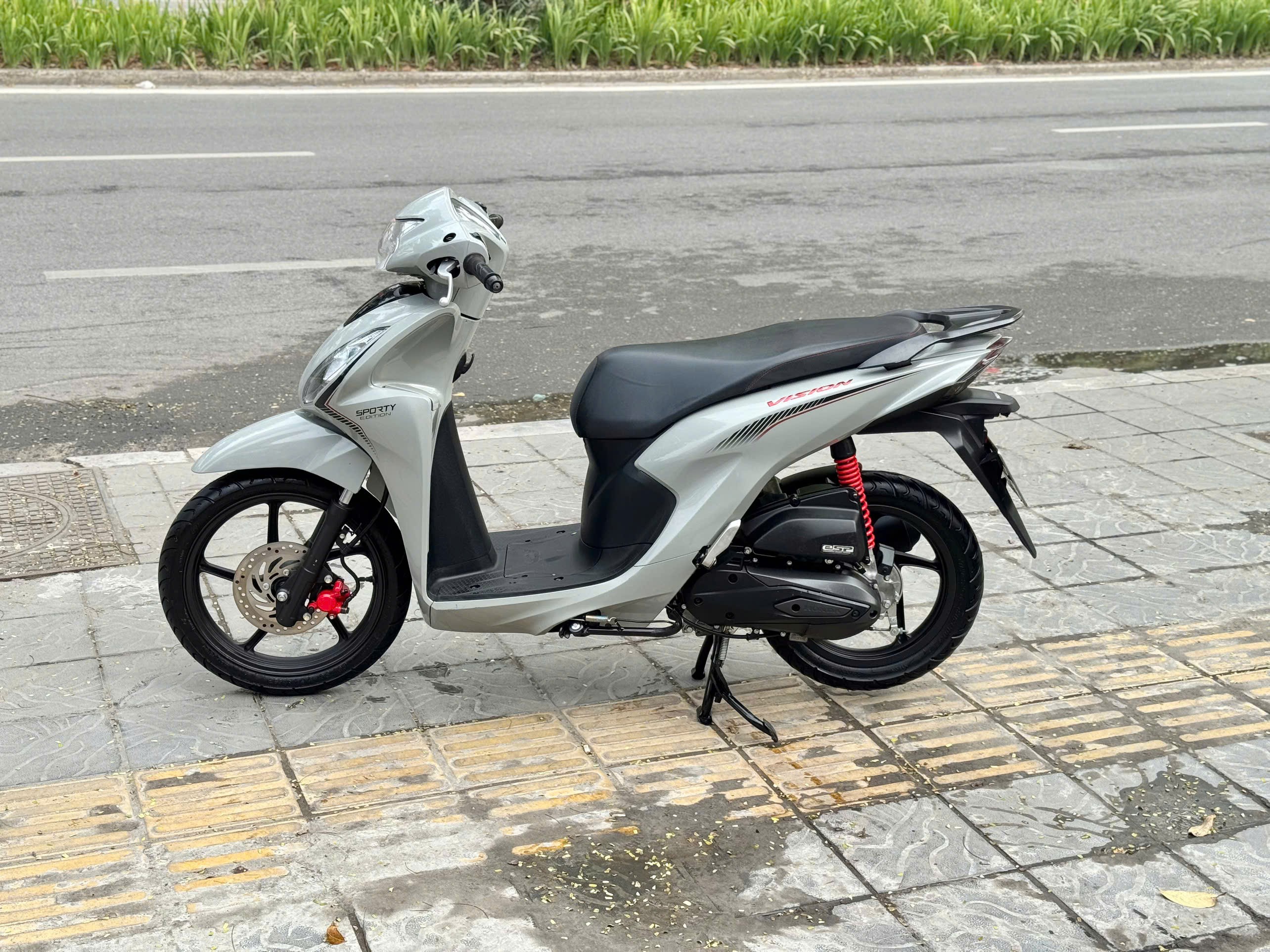 Vision 2023 xám 29T2-21184